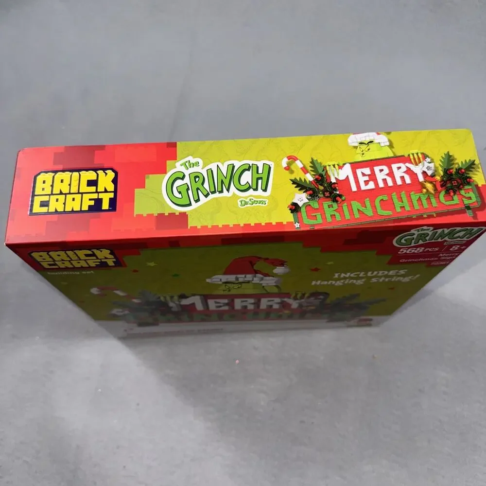 Dr. Seuss GRINCH MERRY GRINCHMAS SIGN Building Set 568 Pieces Brickcraft #72361